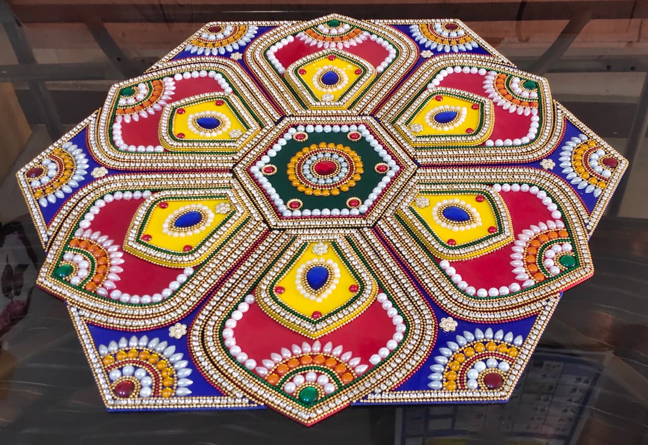 Hexagonal Rangoli Decor